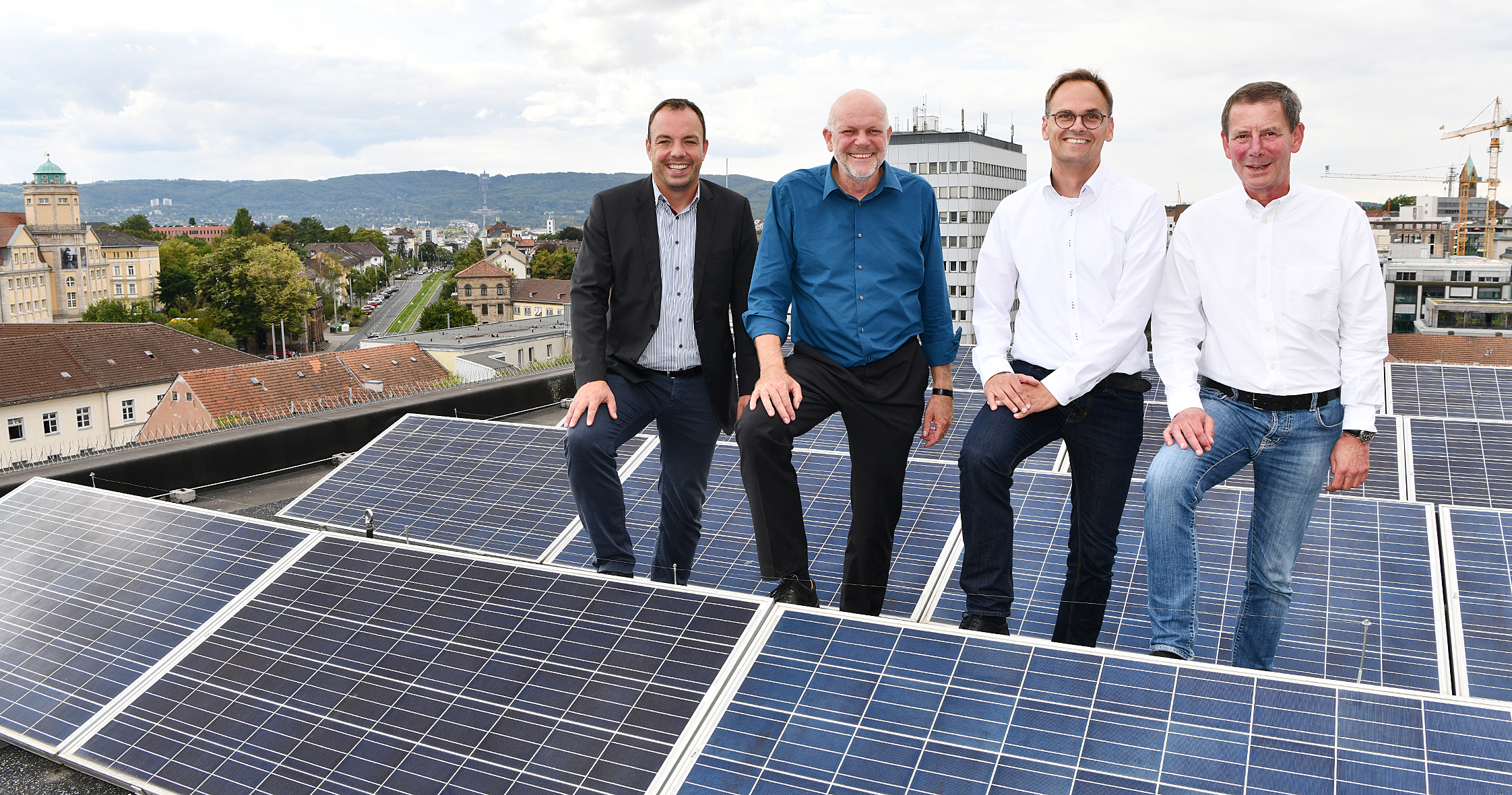 cdw Stiftung unterstützt Stadt Kassel beim Bau von Photovoltaikanlagen mit 100.000 Euro pro Jahr